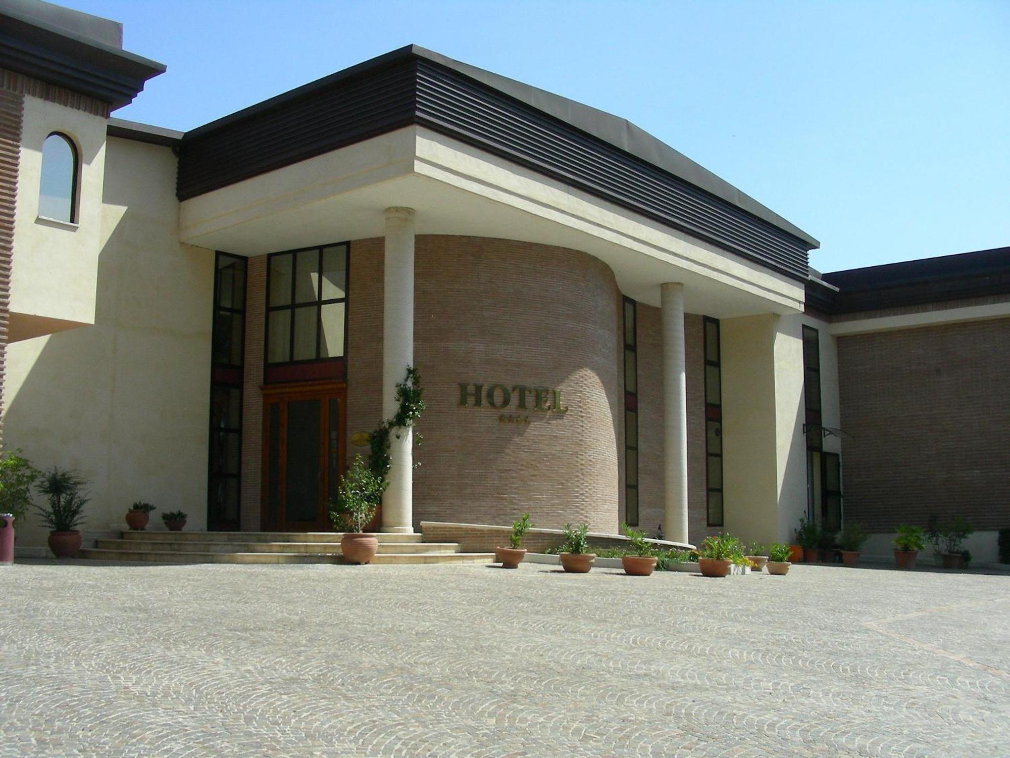 Hotel D.G. Garden Benevento Exteriör bild